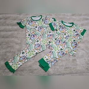 💙🩷🍀 TWIN 5T Bluey Lucky Charm Kids Pajama Sets
